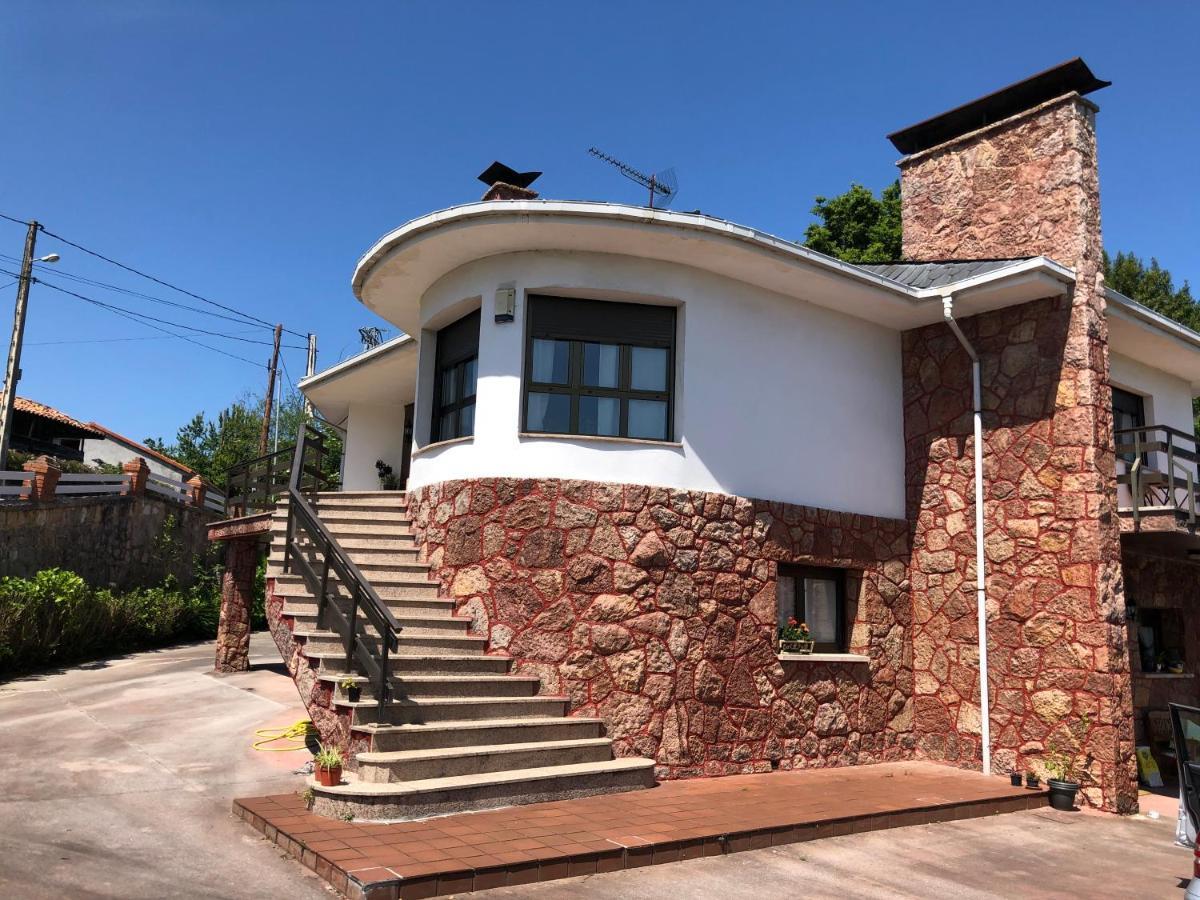 La Casona De La Carbayeda Villa Oviedo Bagian luar foto