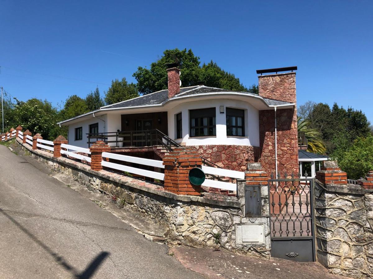 La Casona De La Carbayeda Villa Oviedo Bagian luar foto