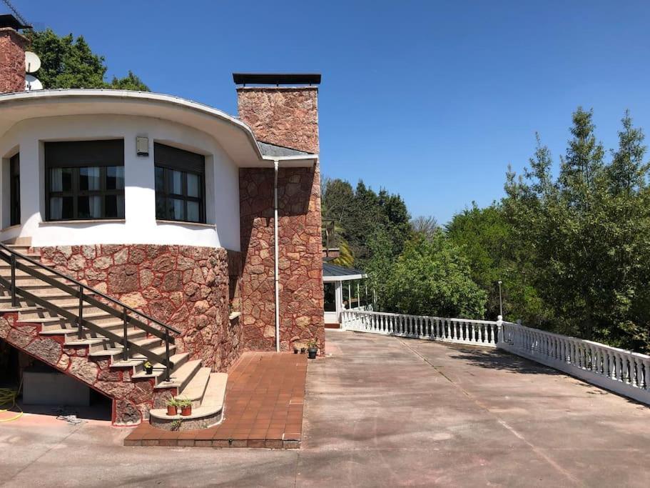 La Casona De La Carbayeda Villa Oviedo Bagian luar foto
